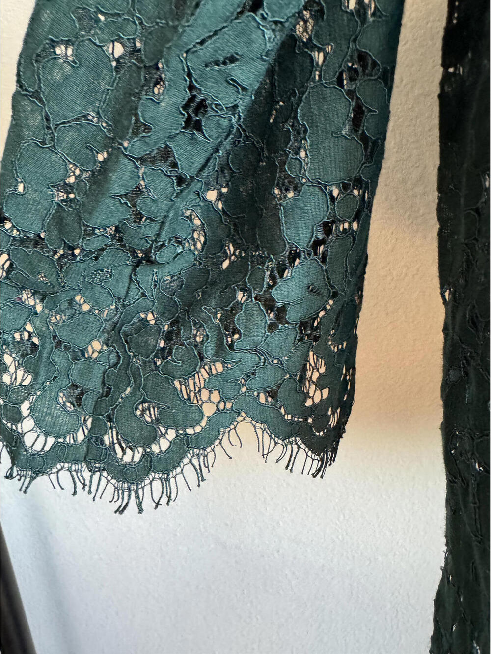 Rafaella Jade Green Lace Bell Sleeve Top with Cami Size L - Picture 3 of 7
